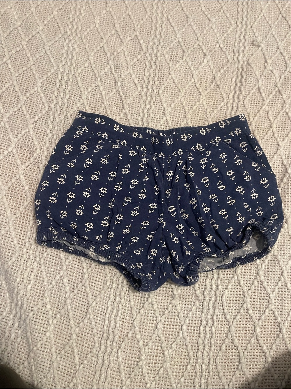 Crazy 8 Navy Blue Floral Bubble Shorts